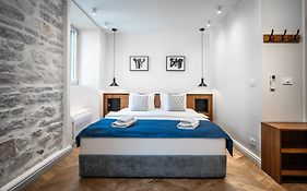 Nest Ozana